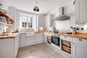Dining Kitchen- click for photo gallery